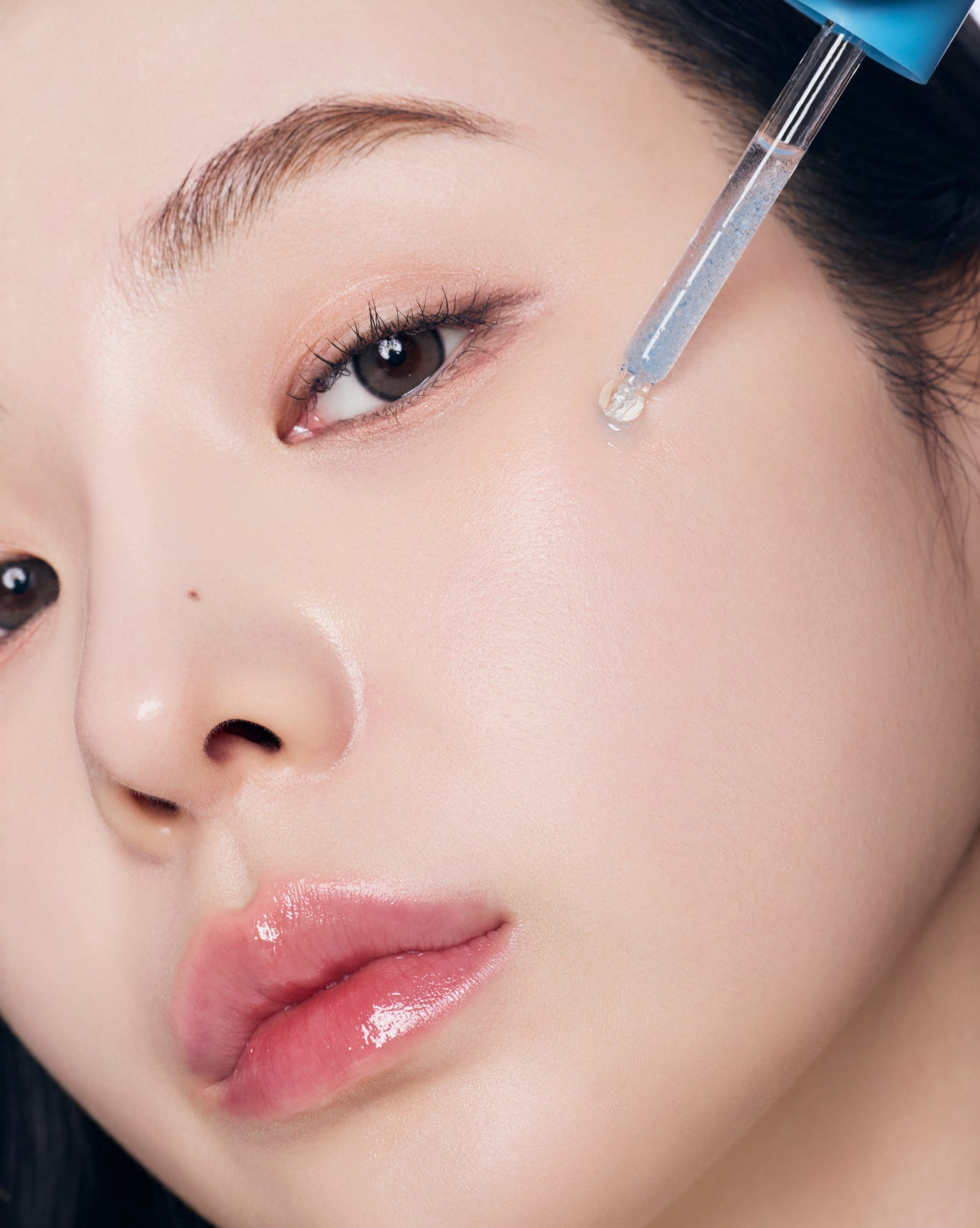 Standard Seoul Hydrating Bouncy Booster Serum